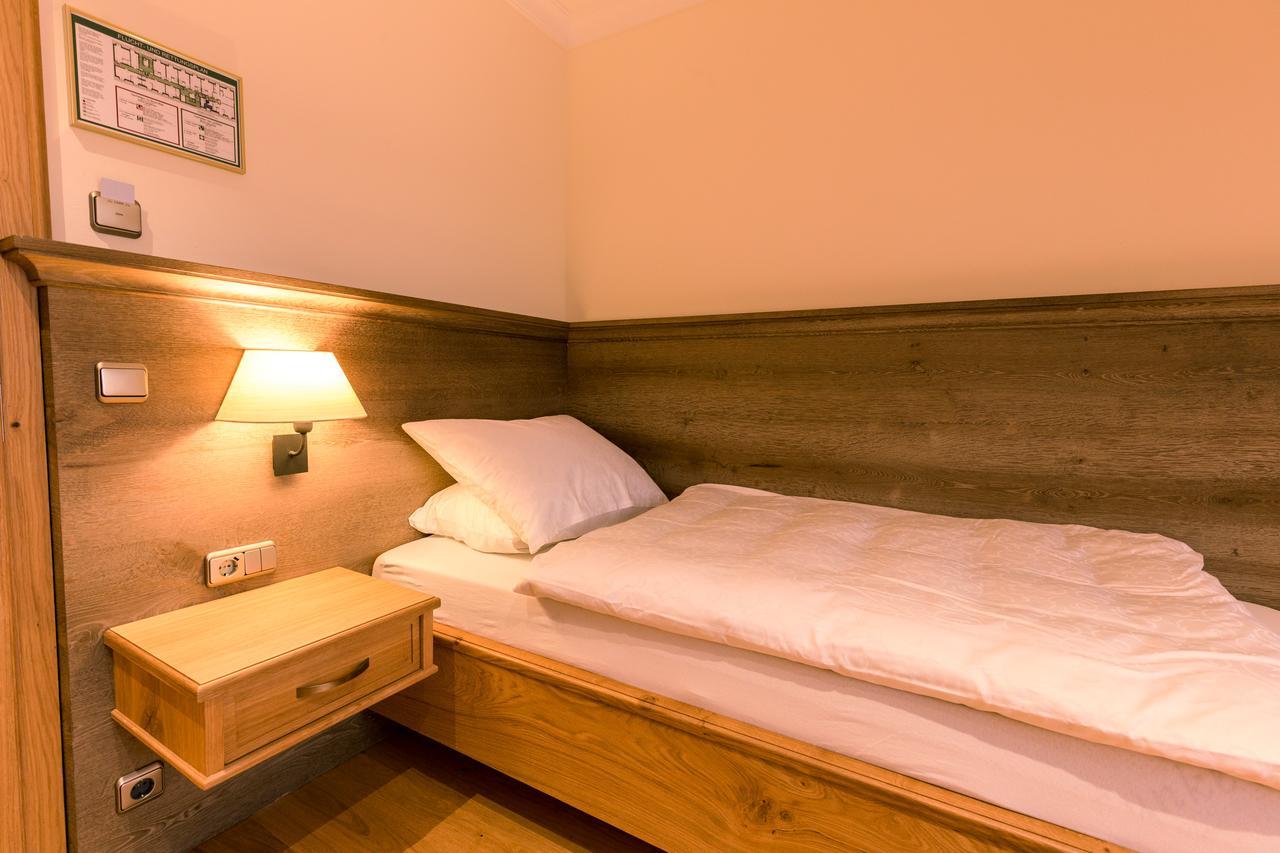 Hotel Hotel&gaststätte Zum Erdinger Weißbräu 3*